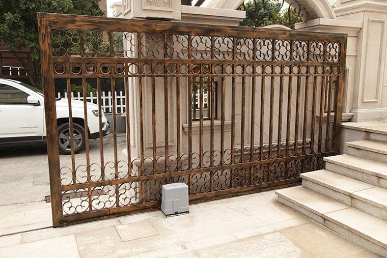 Cổng sắt trượt tự động Powertech - motorcong24h.com